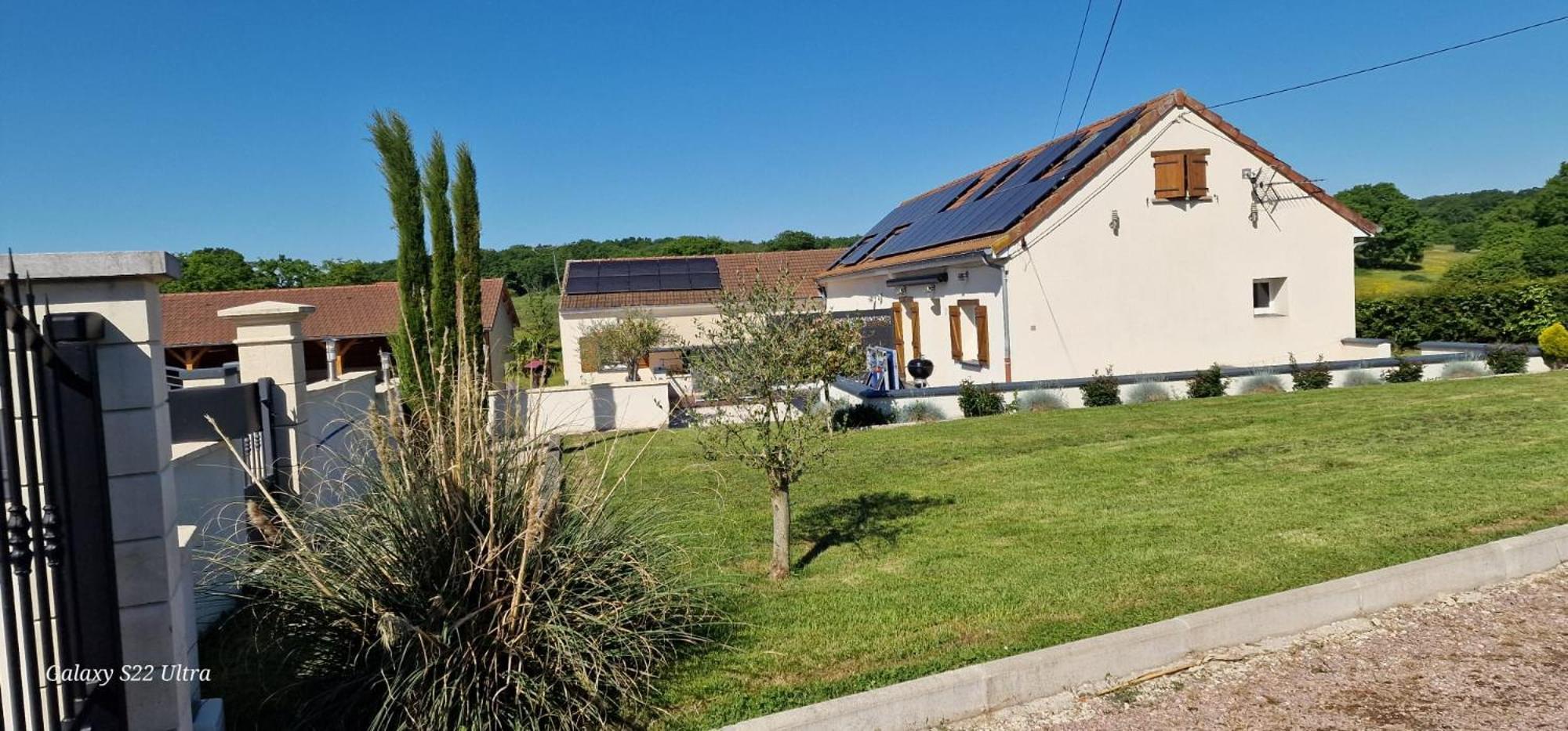 Gite De La Combe Ganat 3 Etoiles Sanvignes-les-Mines Exteriör bild